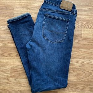 American Eagle Slim Straight Jeans